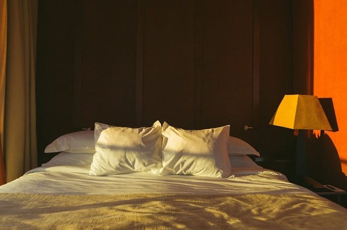 INTERCONNECTING ROOM